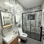 Taksim Millennium Alkan Apartamento